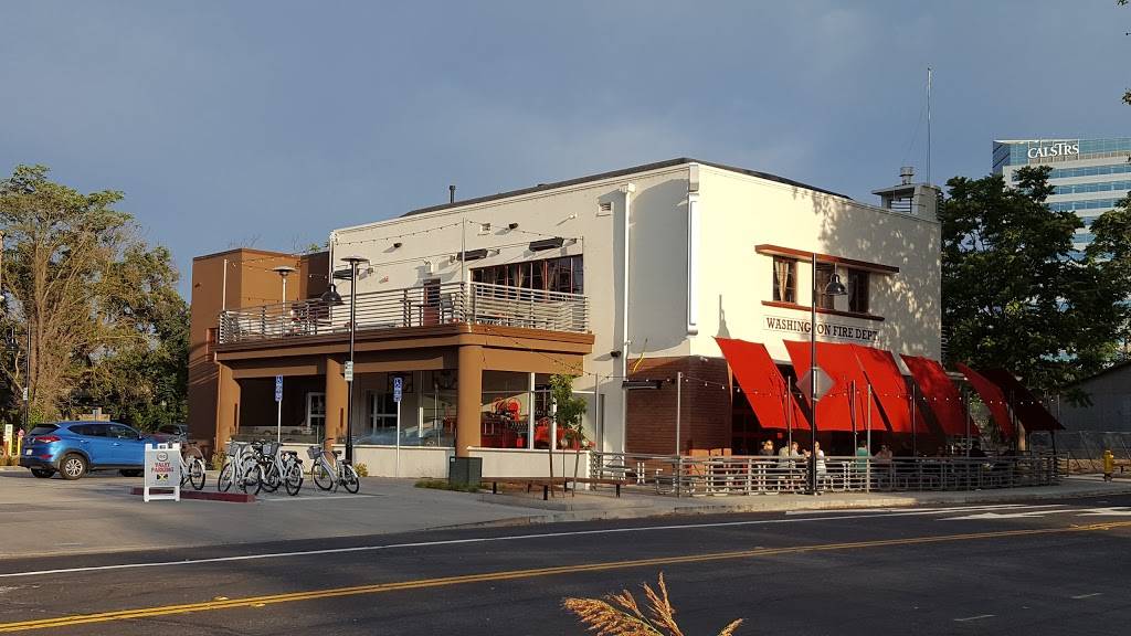 Burgers and Brew | restaurant | 317 3rd St, West Sacramento, CA 95605, USA | 9165720909 OR +1 916-572-0909