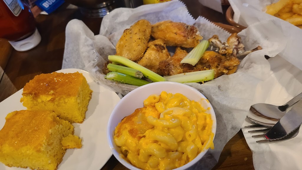 Unique Soul Food & Cigar Lounge | restaurant | 1750 Wells Rd #400, Orange Park, FL 32073, USA | 9049321911 OR +1 904-932-1911