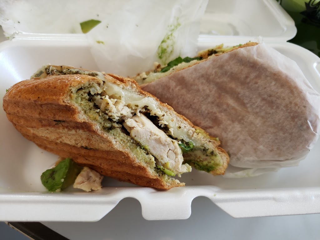 Green Apple Juice Lounge | restaurant | 9831 NW 58th St #136, Miami, FL 33178, USA | 7867039252 OR +1 786-703-9252