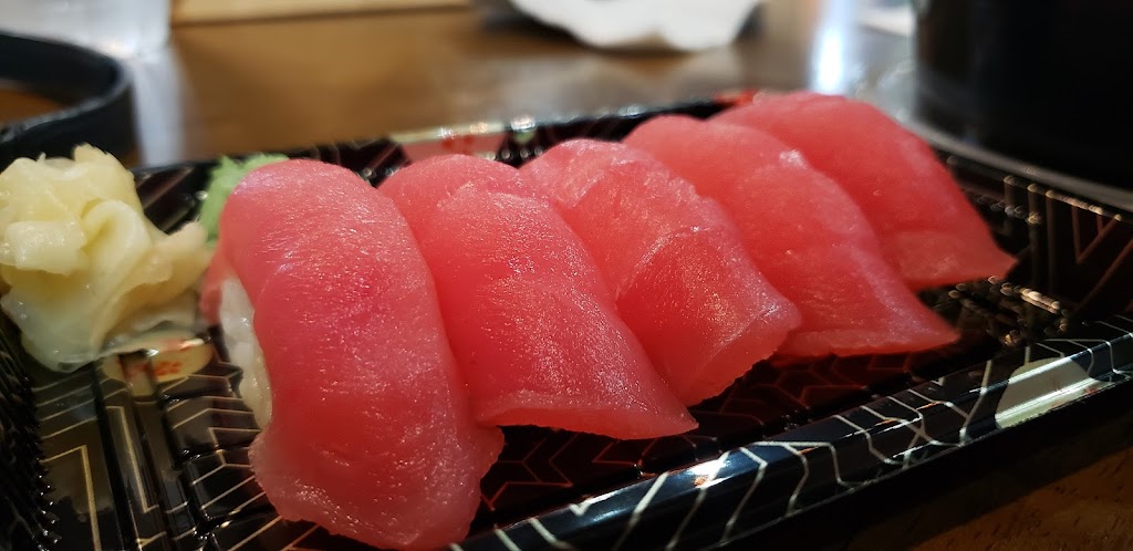 straw hat poke | restaurant | 631 W Madison St #135, Tallahassee, FL 32304, USA | 8502222012 OR +1 850-222-2012