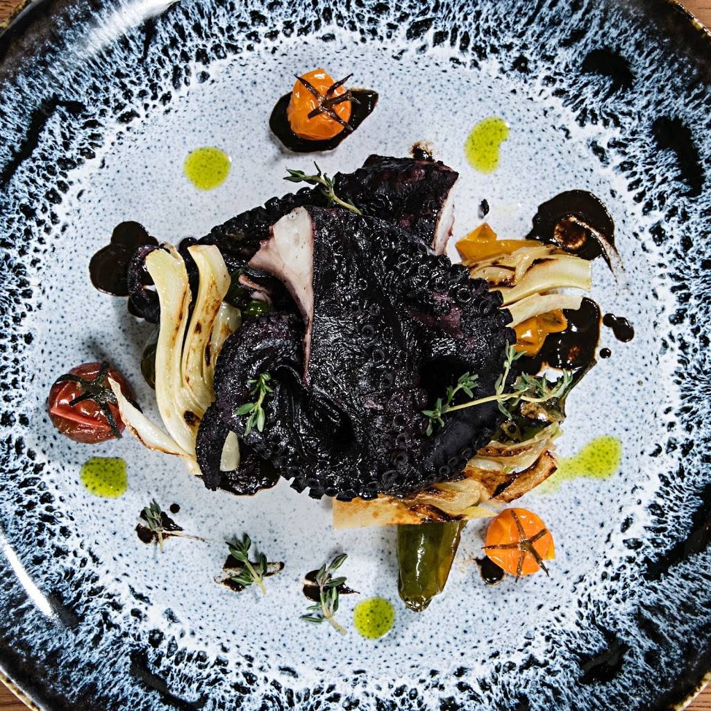 Atlas The Restaurant | restaurant | 208 N Block Ave, Fayetteville, AR 72701, USA | 4793324601 OR +1 479-332-4601