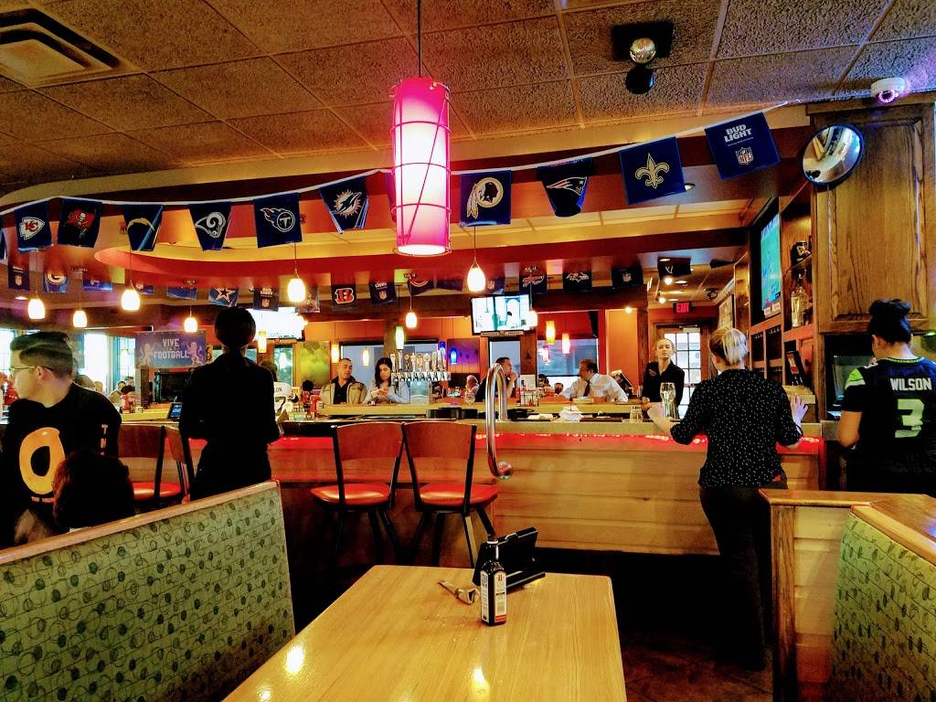 Applebees Grill + Bar | restaurant | 9255 Winnetka Ave, Chatsworth, CA 91311, USA | 8188856519 OR +1 818-885-6519