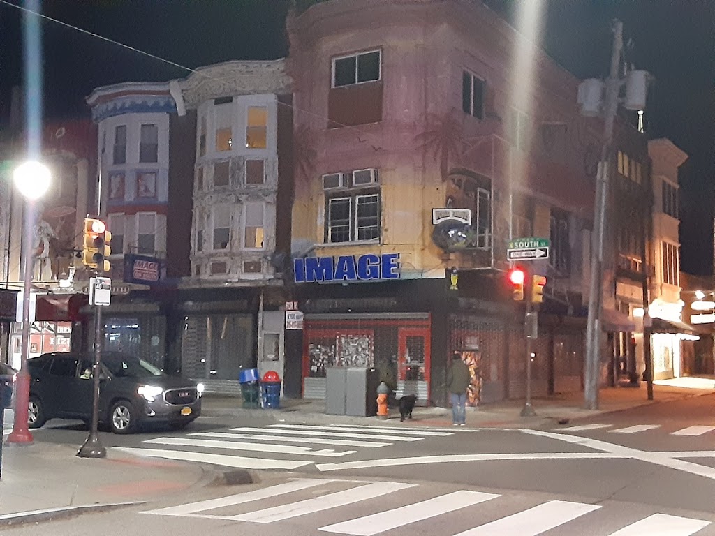 ONeals Pub | night club | 611 S 3rd St, Philadelphia, PA 19147, USA | 2155749495 OR +1 215-574-9495