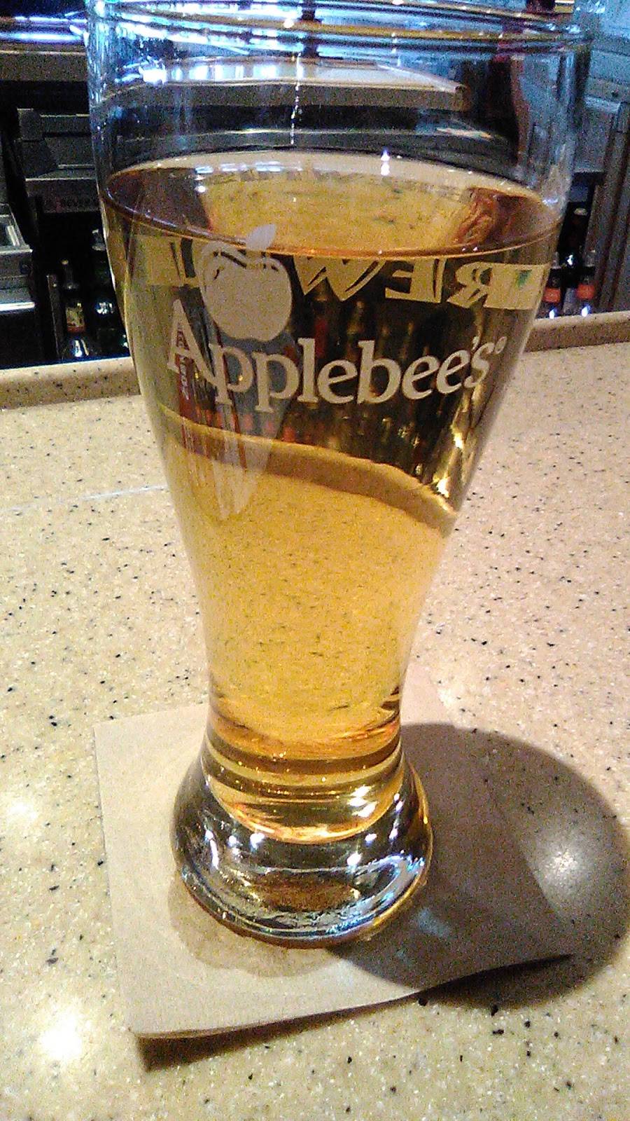 Applebees Grill + Bar | restaurant | Fashion Center Mall, 17 E Ridgewood Ave, Paramus, NJ 07652, USA | 2014478813 OR +1 201-447-8813