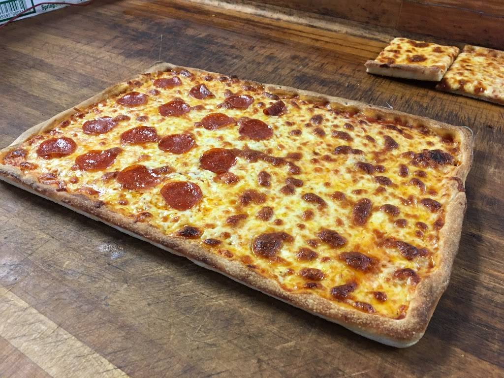 Angelos Pizzeria & Ice Cream | restaurant | 8162 Euclid Chardon Rd, Kirtland, OH 44094, USA | 4402564000 OR +1 440-256-4000