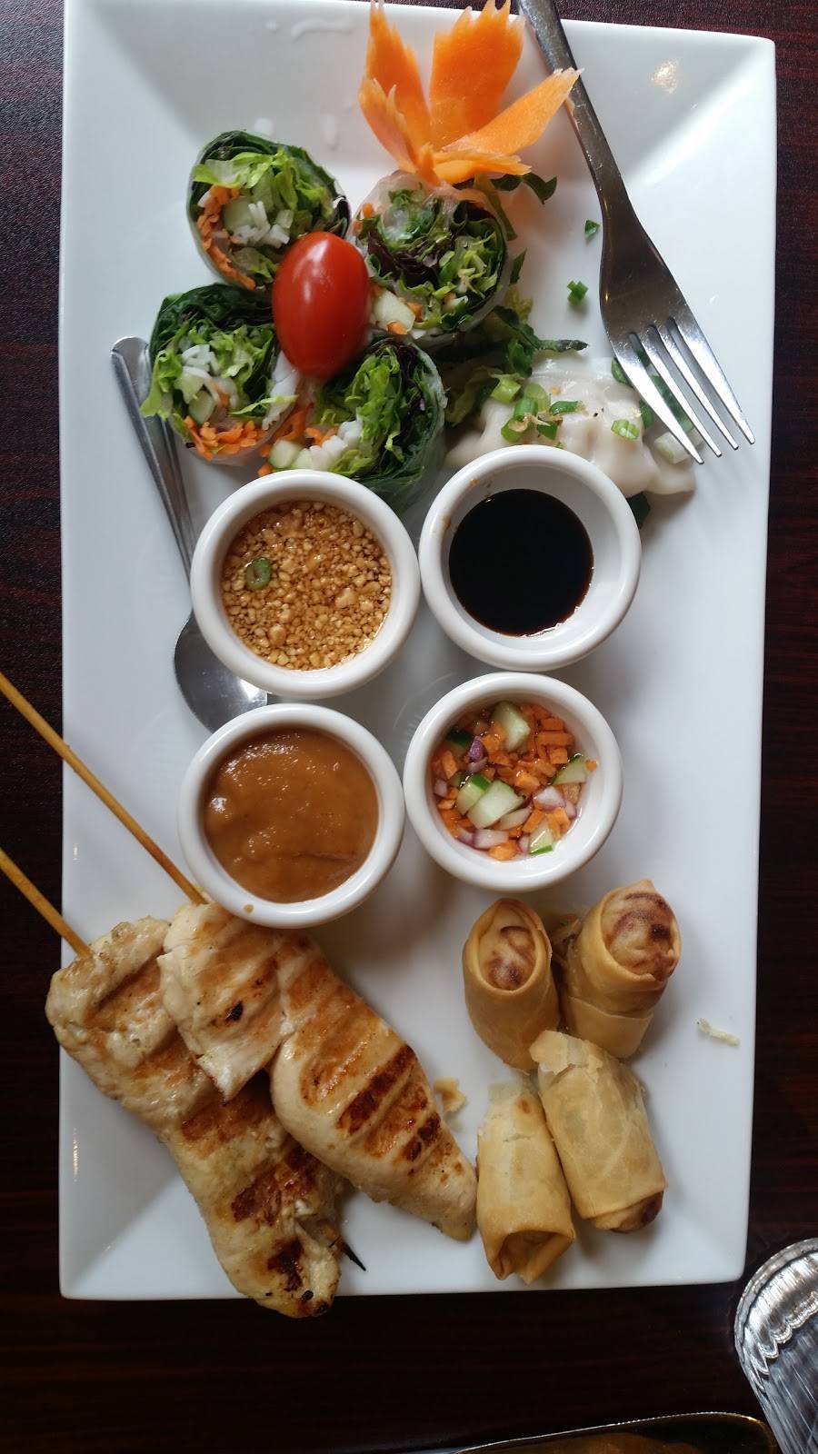 Thai Riverside | restaurant | 4 Water St, Chester, CT 06412, USA | 8603224545 OR +1 860-322-4545