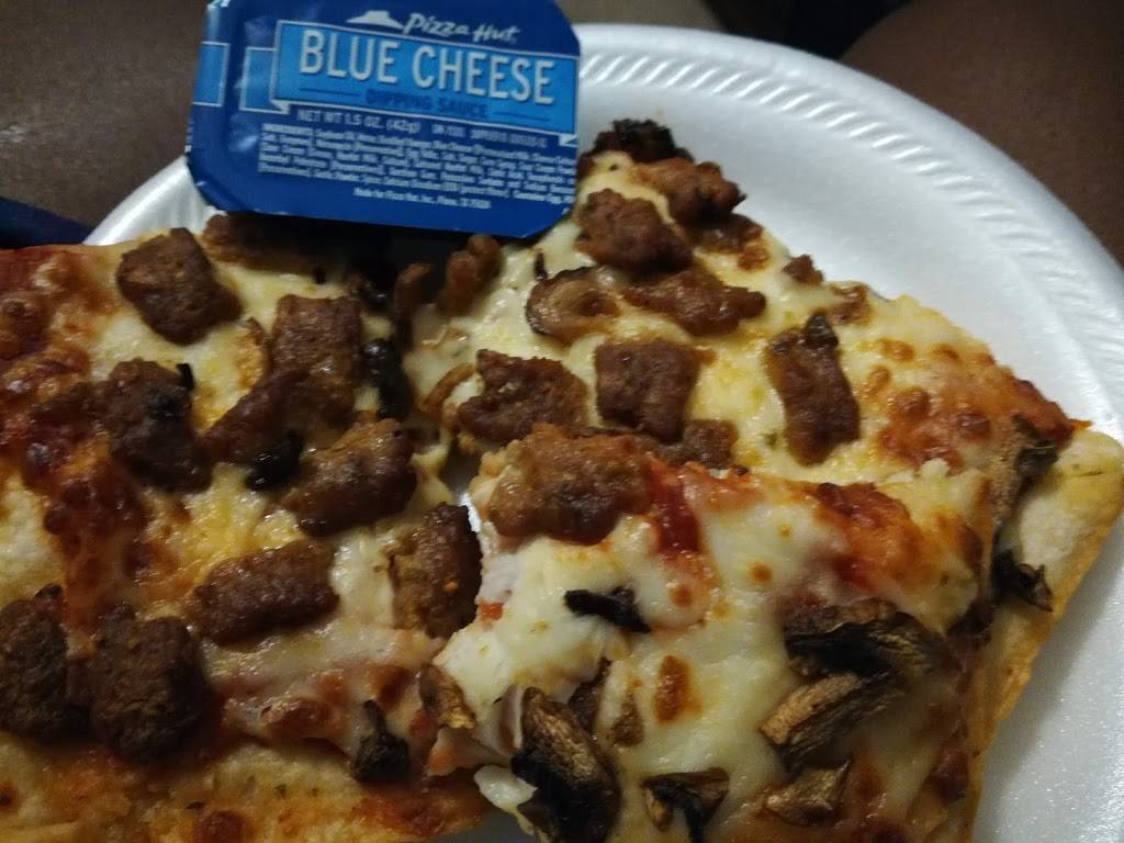 Pizza Hut | meal takeaway | 2885 N Military Trl Ste A, West Palm Beach, FL 33409, USA | 5616894109 OR +1 561-689-4109