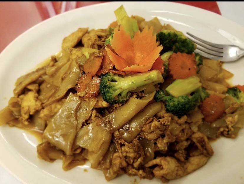 Lucky Thai Cuisine | restaurant | 7239 Fairbanks North Houston Rd, Houston, TX 77040, USA | 8322431414 OR +1 832-243-1414