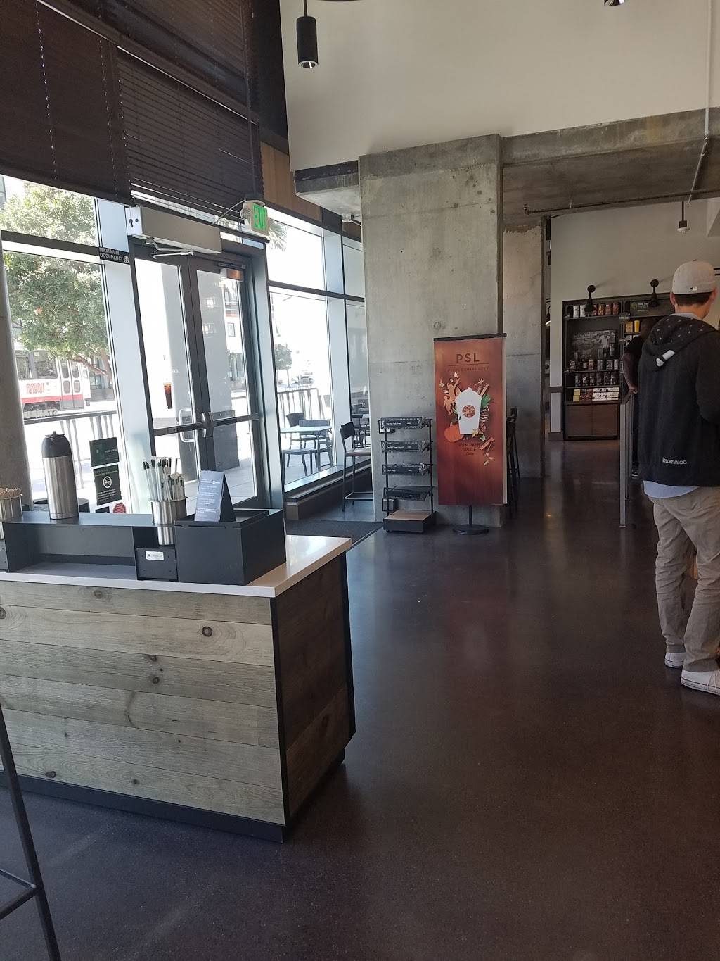 Starbucks | cafe | 1375 3rd St, San Francisco, CA 94158, USA | 4155354083 OR +1 415-535-4083