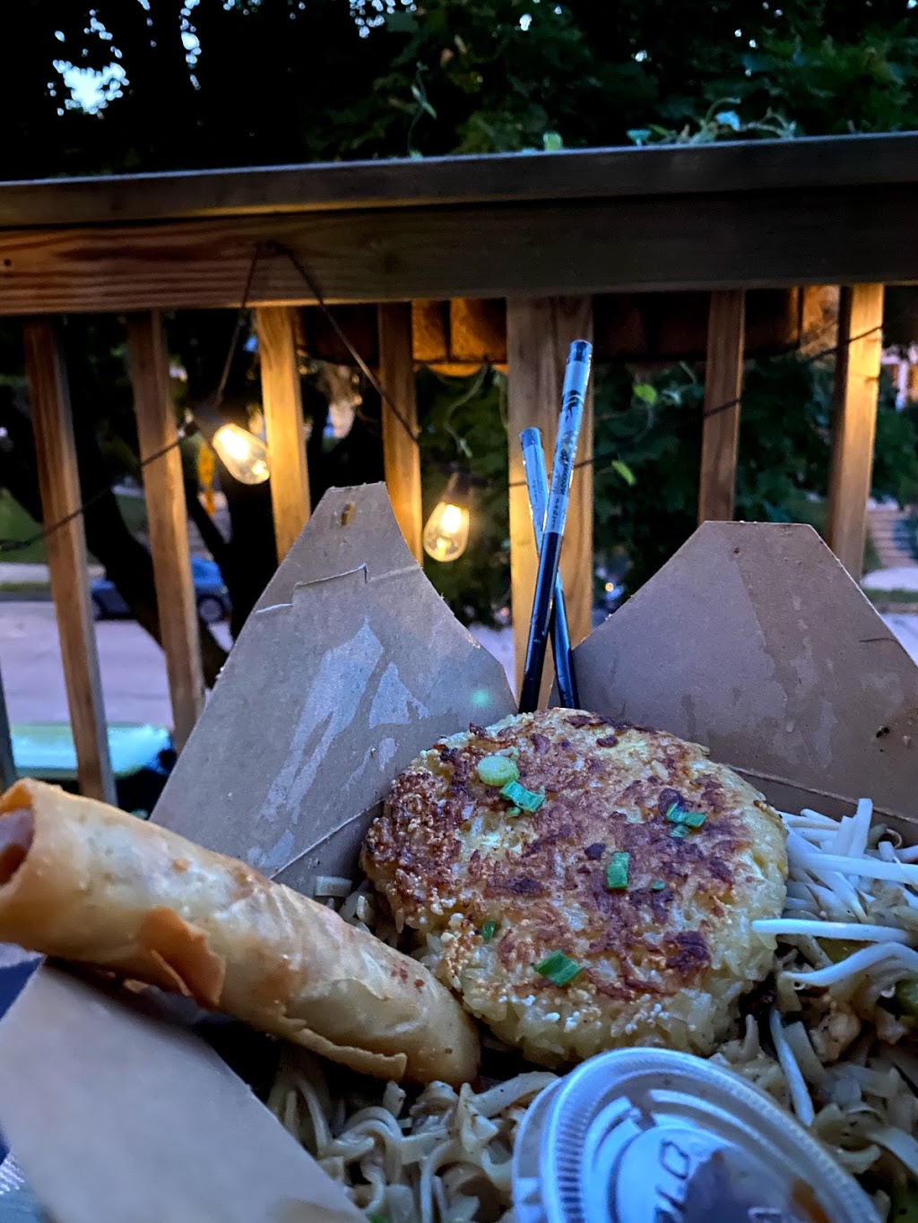 Sticky Rice | meal takeaway | 1000 E Locust St Ave, Milwaukee, WI 53212, USA | 4142266483 OR +1 414-226-6483