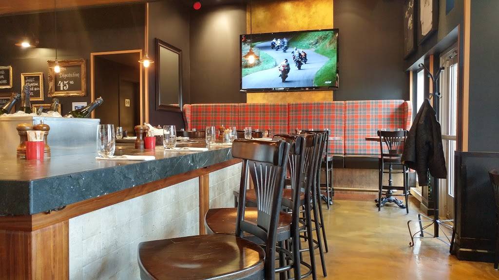 Chez Lionel | restaurant | 1052 Rue Lionel-Daunais, Boucherville, QC J4B 0B2, Canada | 4509063886 OR +1 450-906-3886