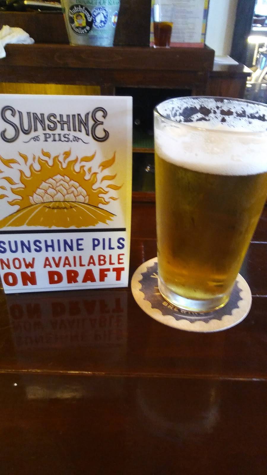 Chanceys Pub | restaurant | 6049 Main St, East Petersburg, PA 17520, USA | 7175815407 OR +1 717-581-5407