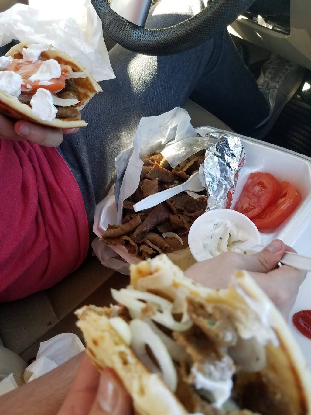 Niros Gyros | restaurant | 3005, 2001 W Springfield Ave, Champaign, IL 61821, USA | 2173556760 OR +1 217-355-6760