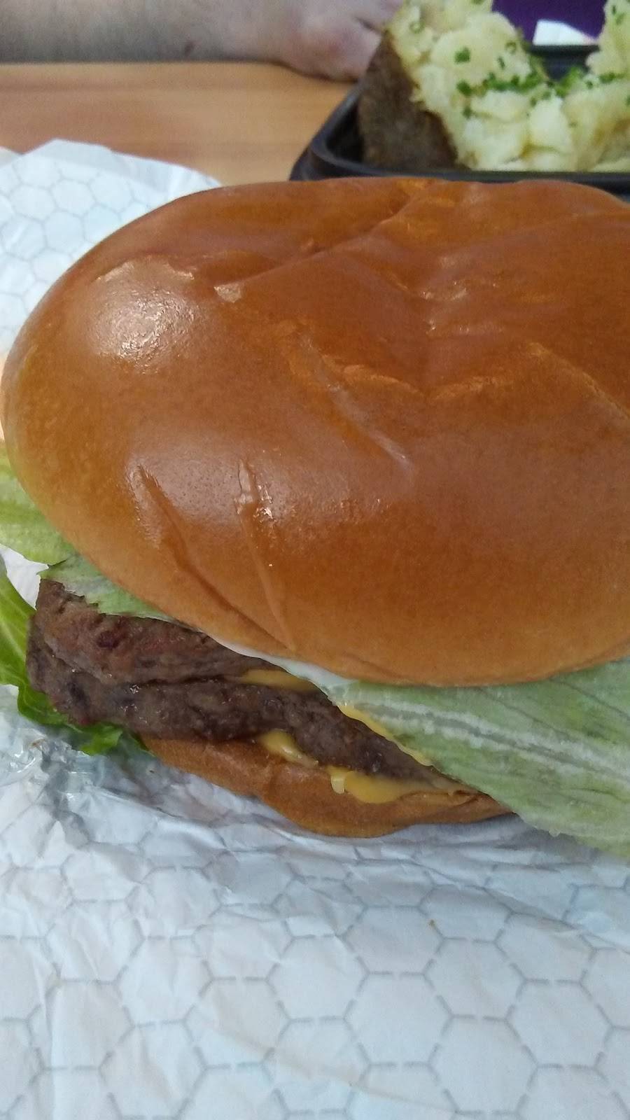 Wendys | restaurant | 10619 Pacific Hwy SW, Lakewood, WA 98499, USA | 2535892280 OR +1 253-589-2280