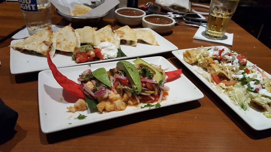 Cantina Laredo | restaurant | 11129 Westheimer Rd, Houston, TX 77042, USA | 7139523287 OR +1 713-952-3287