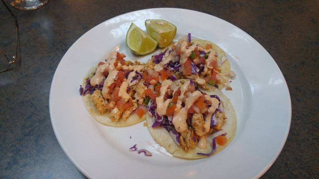 Claim Bar & Restaurant | restaurant | 7001 Yampa St, Denver, CO 80249, USA | 3035743000 OR +1 303-574-3000