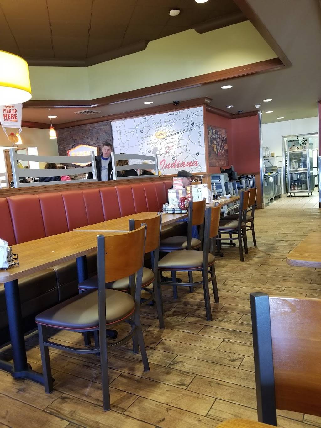 Flying J Travel Center | restaurant | 2962 E 500 N, Whiteland, IN 46184, USA | 3175351124 OR +1 317-535-1124