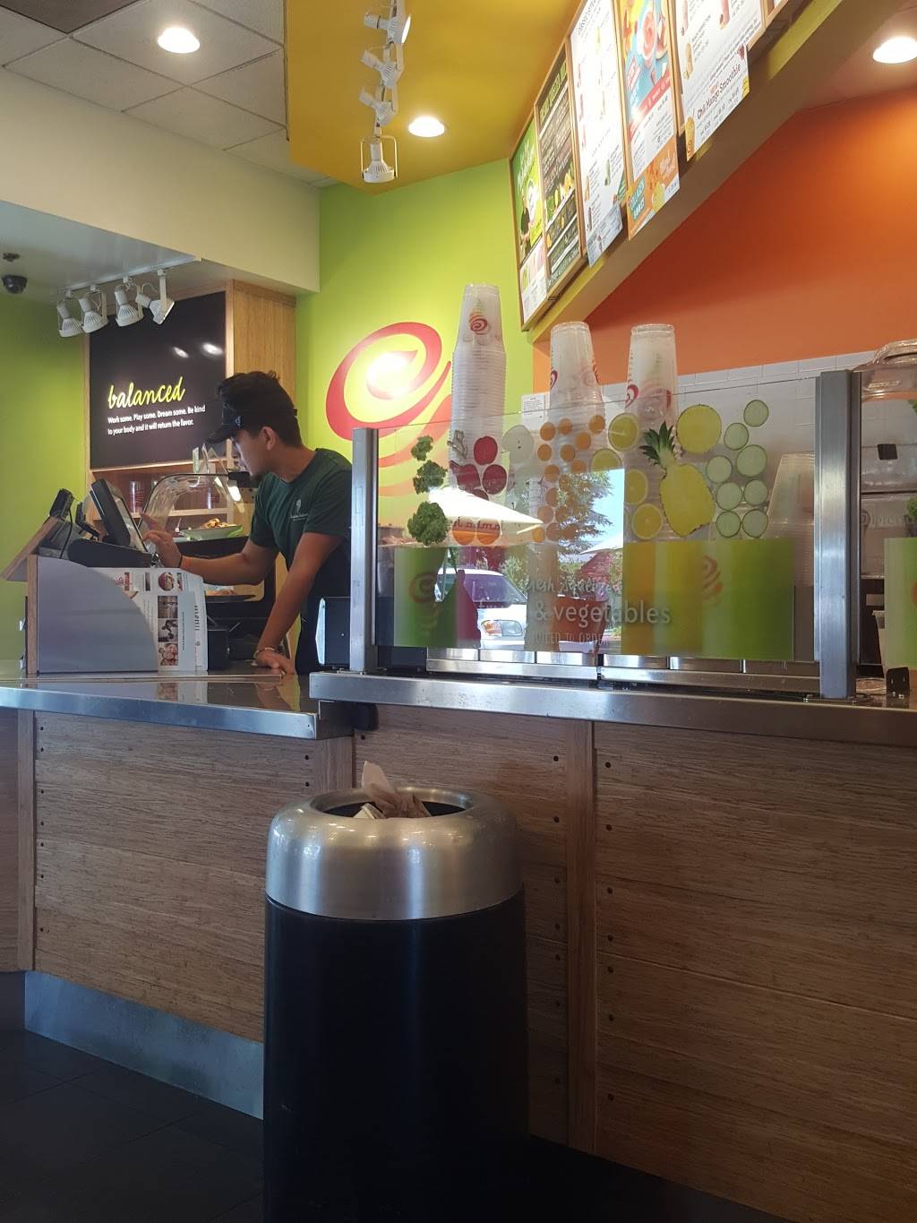 Jamba Juice | restaurant | 5060 N Palm Ave, Fresno, CA 93704, USA | 5592274355 OR +1 559-227-4355