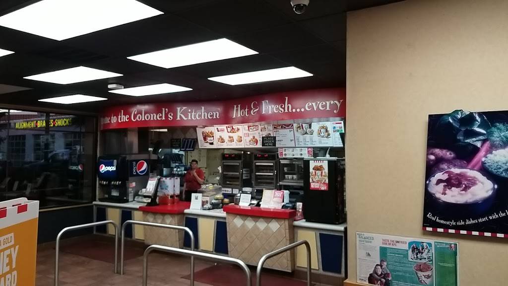 KFC | restaurant | 83 W Main St, Woodland, CA 95695, USA | 5306621390 OR +1 530-662-1390