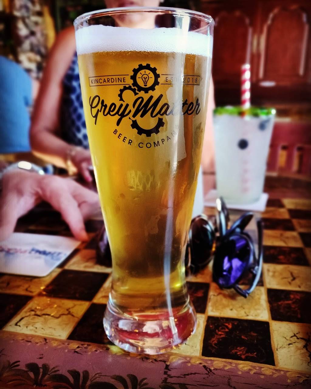 Hawgs Breath Saloon | restaurant | 896 Queen St, Kincardine, ON N2Z 2Y2, Canada | 5193966565 OR +1 519-396-6565