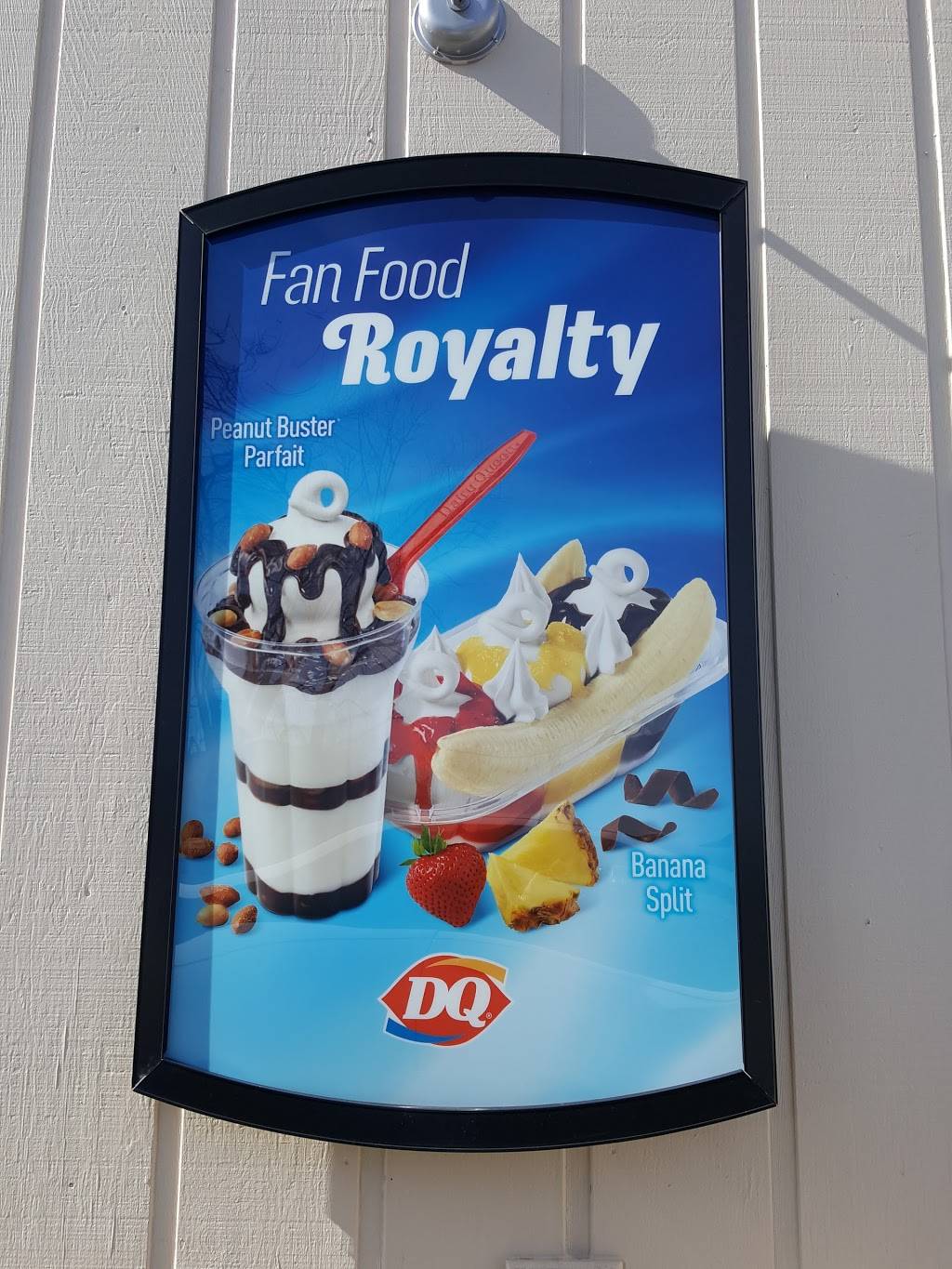 Dairy Queen Grill & Chill | restaurant | 9917 W 133rd Ave, Cedar Lake, IN 46303, USA | 2193745888 OR +1 219-374-5888