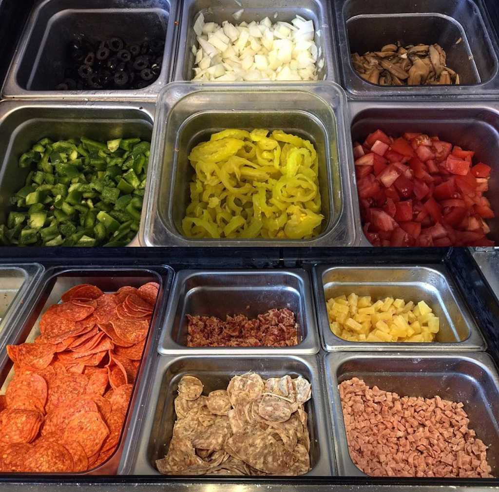 Westshore Pizza | restaurant | 6928 22nd Ave N, St. Petersburg, FL 33710, USA | 7273455131 OR +1 727-345-5131