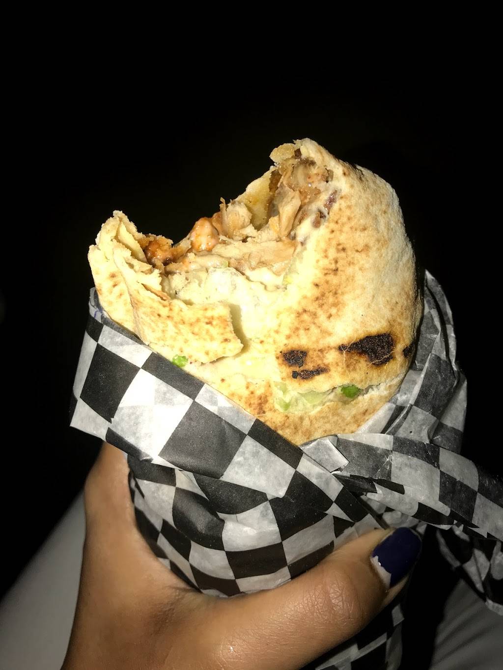 Shawarma Grill Xpress | restaurant | 812 The Queensway, Etobicoke, ON M8Z 1P6, Canada | 4162555222 OR +1 416-255-5222