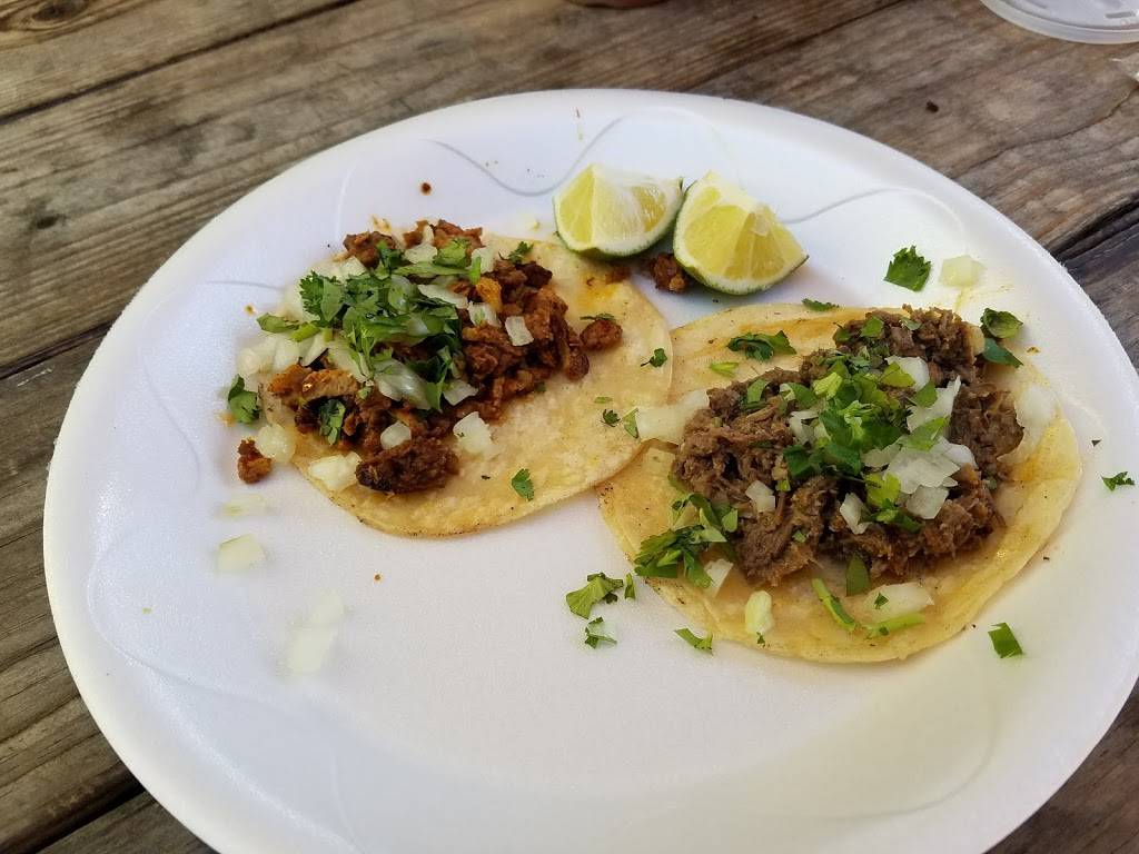 Los Comparres | restaurant | 5305 N Armenia Ave, Tampa, FL 33603, USA | 8138501380 OR +1 813-850-1380