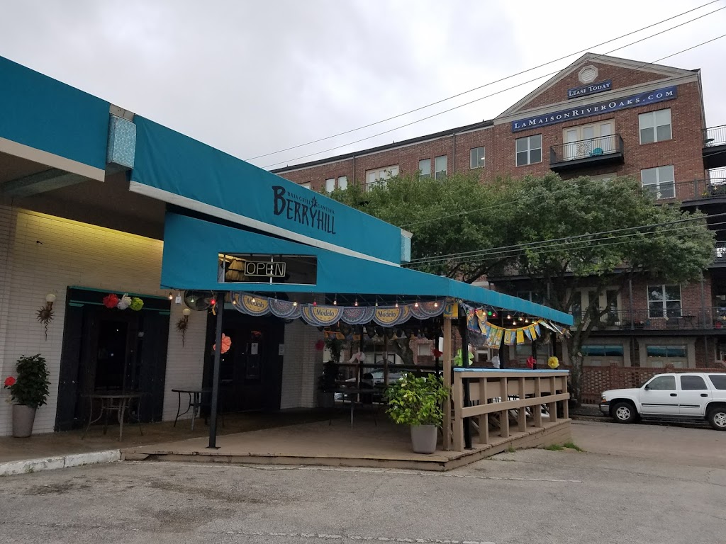 Berryhill Baja Grill | restaurant | 2639 Revere St, Houston, TX 77098, USA | 7135268080 OR +1 713-526-8080