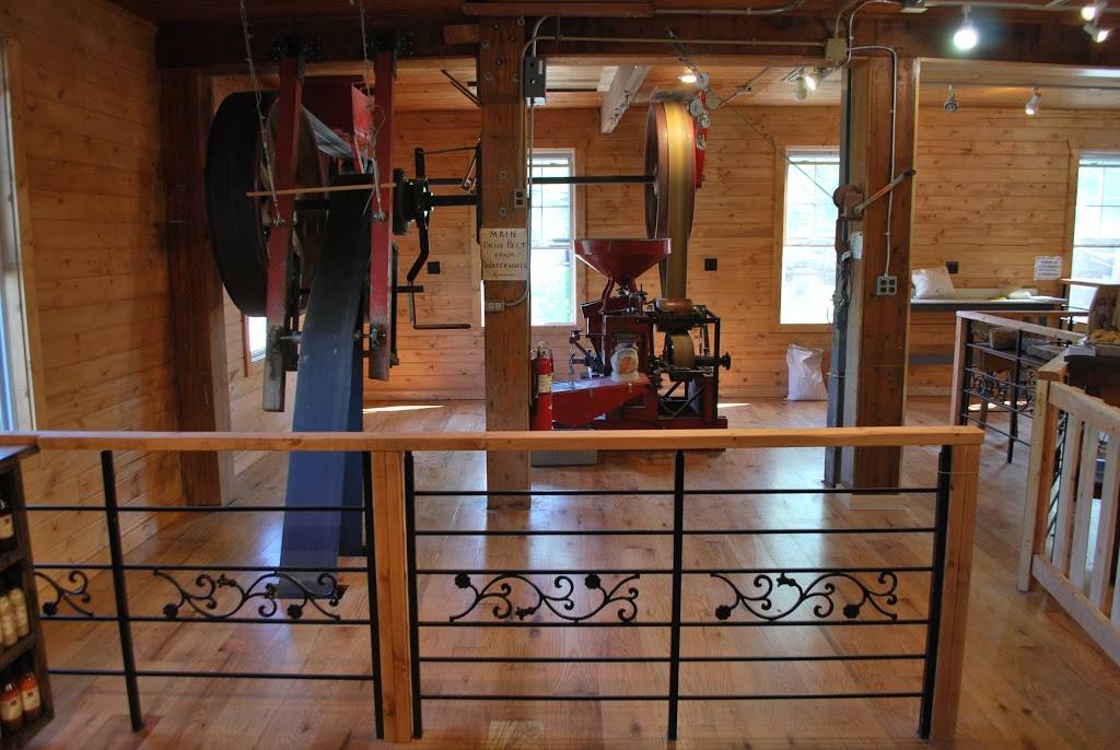 War Eagle Mill | restaurant | 11045 War Eagle Rd, Rogers, AR 72756, USA | 8664927324 OR +1 866-492-7324