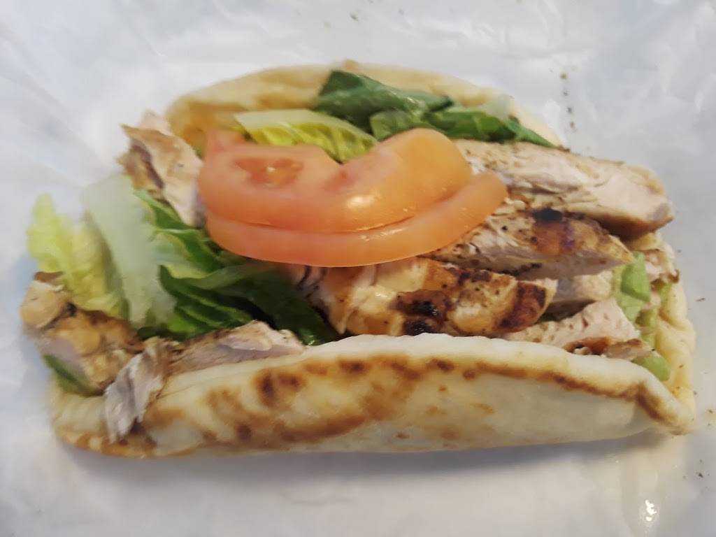 Plush Pup | restaurant | 5344 N Cumberland Ave, Chicago, IL 60656, USA | 7736934311 OR +1 773-693-4311