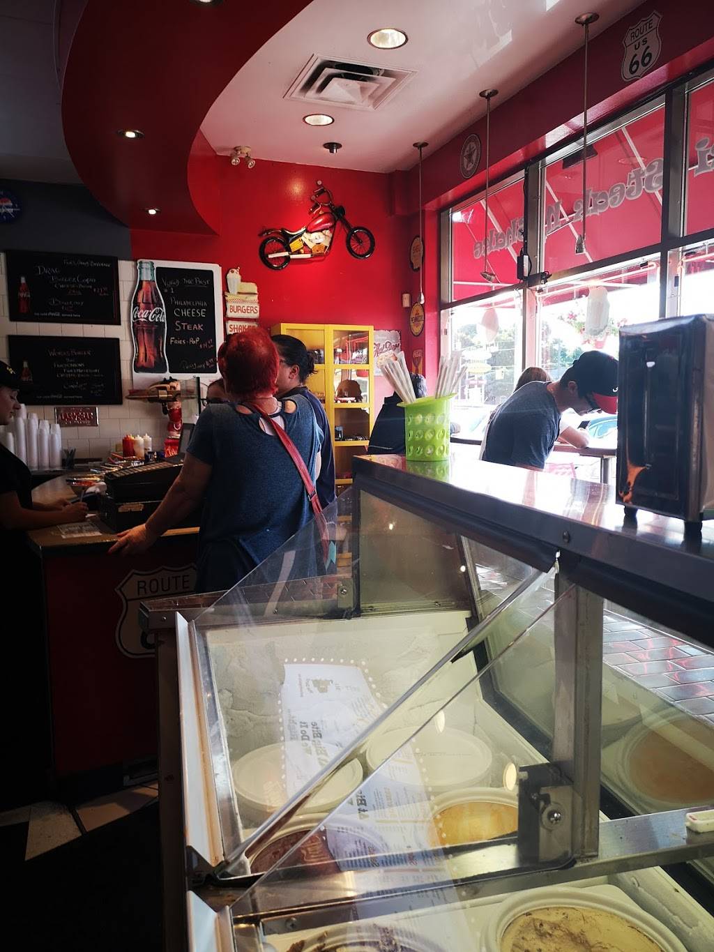 Petes Big Bite Burgers | restaurant | 817 Dundas St W, Whitby, ON L1N 2N5, Canada | 9056688566 OR +1 905-668-8566