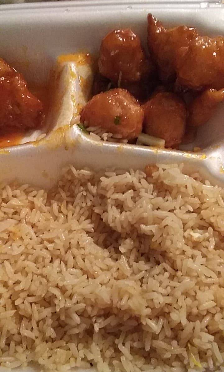 Chin Chin Express | restaurant | 2304 E Johnson Ave, Jonesboro, AR 72401, USA | 8702036188 OR +1 870-203-6188