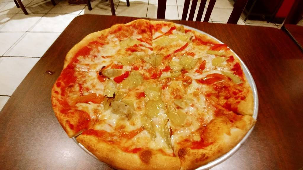 Lucias Italian Ristorante | restaurant | 2531 John Milton Dr, Herndon, VA 20171, USA | 7034764400 OR +1 703-476-4400