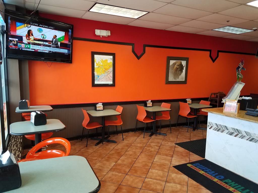 Buffalo Phillys | restaurant | 13748 Smoketown Rd, Woodbridge, VA 22192, USA | 7038782990 OR +1 703-878-2990