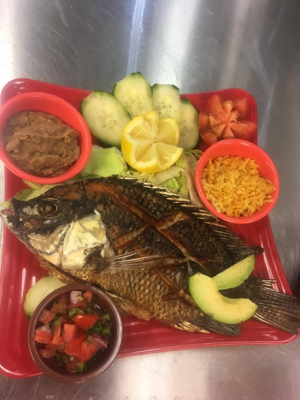 La Cazuela Cocina Restaurant | restaurant | 1508 39th St, Galveston, TX 77550, USA | 4092203903 OR +1 409-220-3903