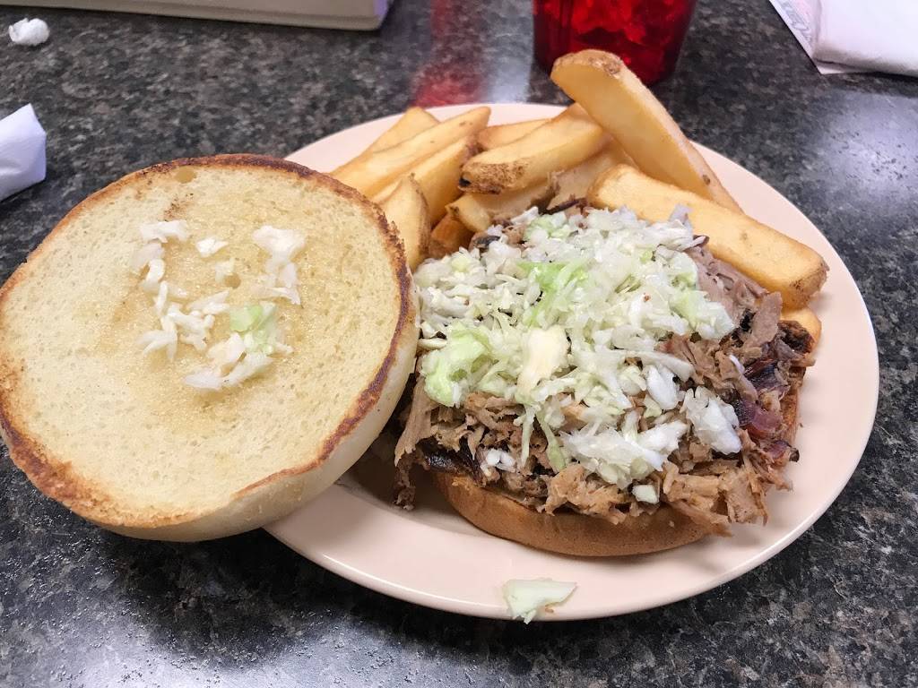 Benny Bobs Barbecue | restaurant | 847 E Main St, Blytheville, AR 72315, USA | 8707630505 OR +1 870-763-0505