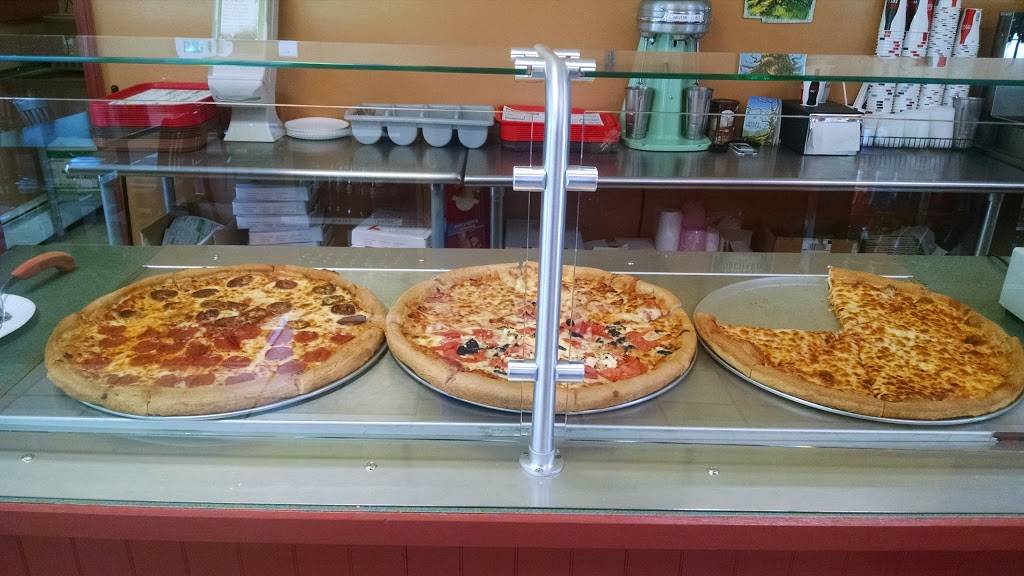 Pizza Chef Inc | restaurant | 107 E Main St, Bradford, NH 03221, USA | 6039382600 OR +1 603-938-2600