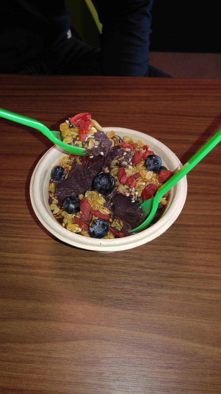 Superfruit Republic | restaurant | 7483 E 29th Pl, Denver, CO 80238, USA | 7204409326 OR +1 720-440-9326