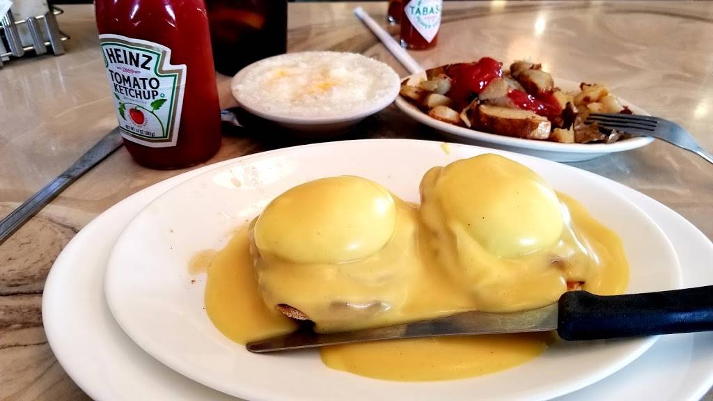 The Blueberry Muffin | restaurant | 1130 Florida A1A, Indialantic, FL 32903, USA | 3217257117 OR +1 321-725-7117