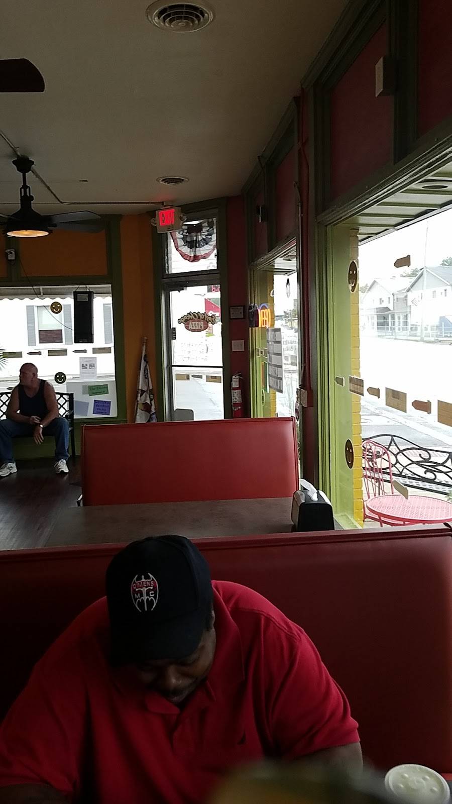 East of Chicago | restaurant | 10 E Main St, Wakeman, OH 44889, USA | 4408392551 OR +1 440-839-2551