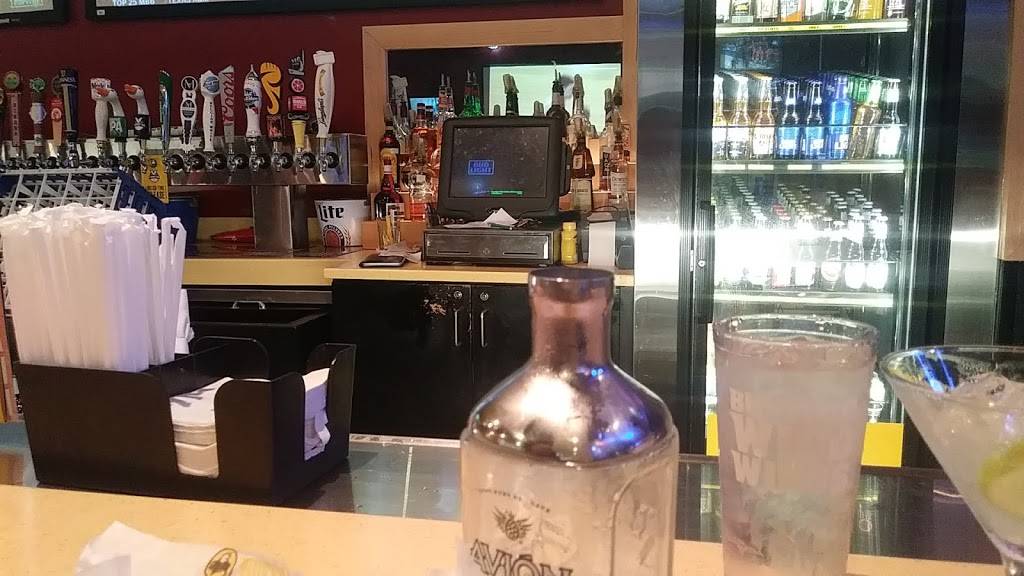 Buffalo Wild Wings | restaurant | 6709 Fayetteville Rd, Durham, NC 27713, USA | 9192064497 OR +1 919-206-4497