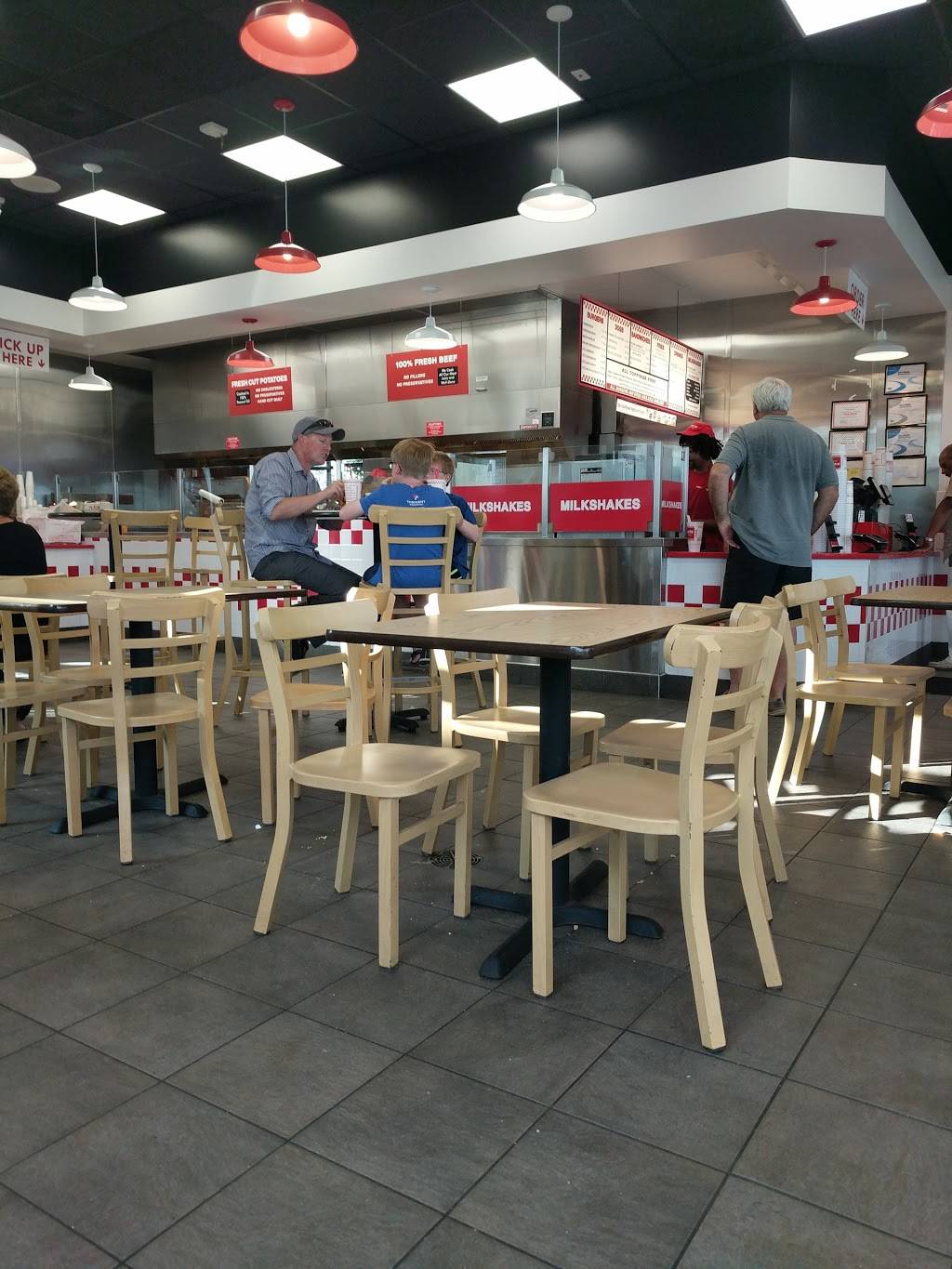 Five Guys | meal takeaway | 3155 Ann Arbor-Saline Rd, Ann Arbor, MI 48103, USA | 7349975050 OR +1 734-997-5050