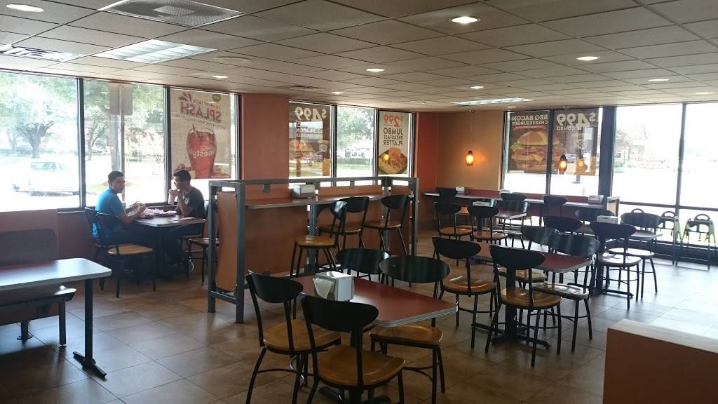 Jack in the Box | restaurant | 5757 Hollister St, Houston, TX 77040, USA | 7136902329 OR +1 713-690-2329