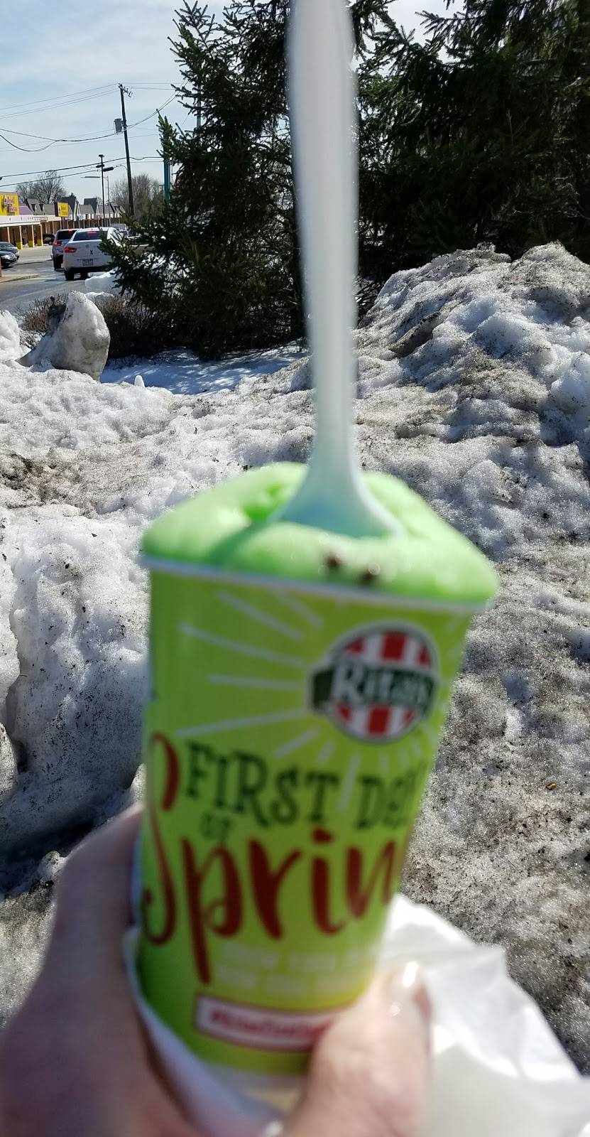 Ritas Italian Ice & Frozen Custard | restaurant | 5004 Pennell Rd, Aston, PA 19014, USA | 6104979588 OR +1 610-497-9588