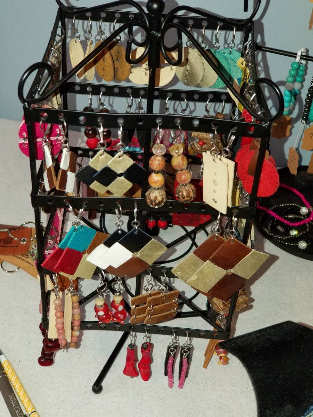 The Kedzie Inn | restaurant | 4100 N Kedzie Ave, Chicago, IL 60618, USA | 7739426771 OR +1 773-942-6771