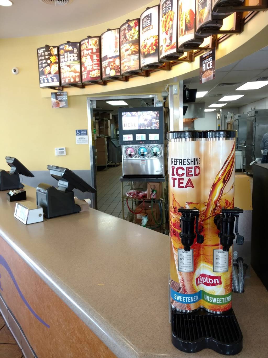 Taco Bell | meal takeaway | 9640 Hageman Rd, Bakersfield, CA 93312, USA | 6612134574 OR +1 661-213-4574
