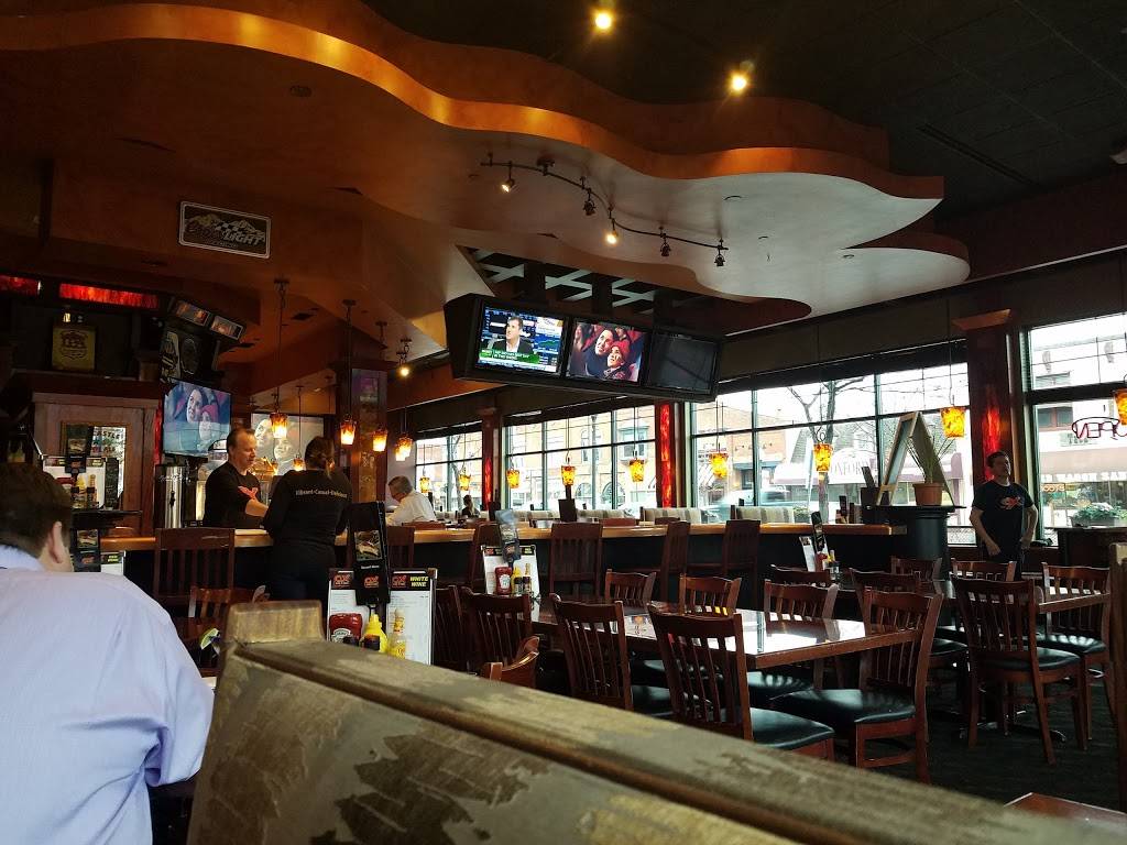 The OX Bar & Grill | restaurant | 23 S Washington St, Oxford, MI 48371, USA | 2486281400 OR +1 248-628-1400