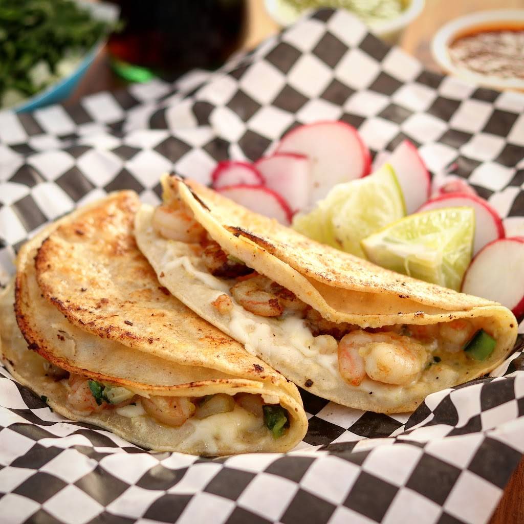 Los Taqueiros | restaurant | 575 Panama Ln, Bakersfield, CA 93307, USA | 6613639895 OR +1 661-363-9895