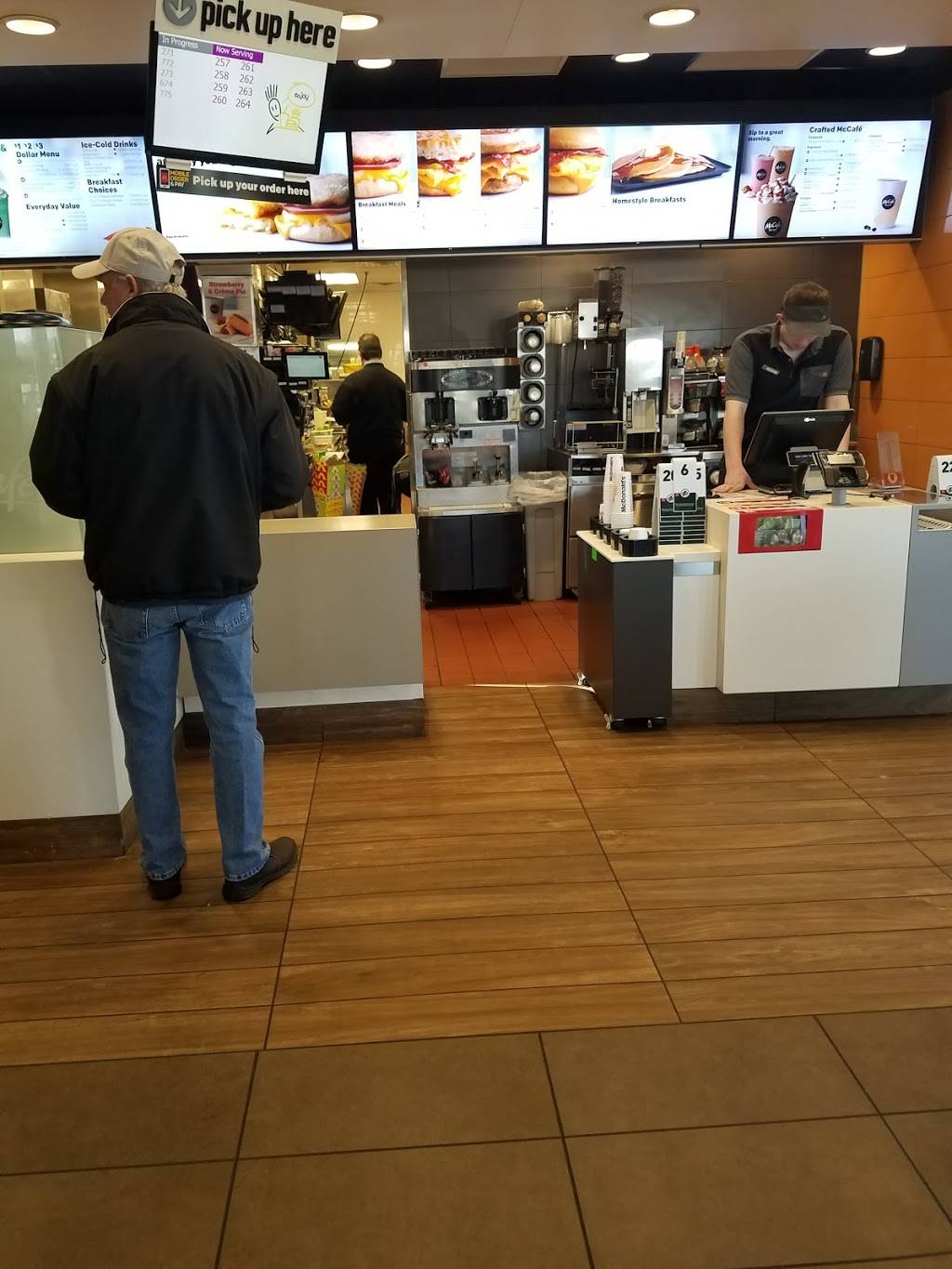 McDonalds | cafe | 16758 S Dupont Hwy, Harrington, DE 19952, USA | 3023980222 OR +1 302-398-0222